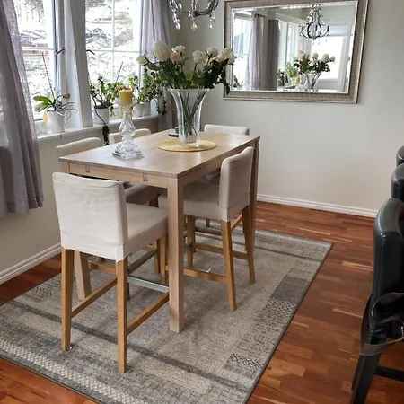 Casa La Familia Pansiyon